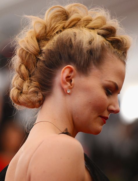 Modern Updo, Mohawk Hairstyles For Women, Braided Mohawk Hairstyles, Mohawk Braid, Edgy Haircuts, Mohawk Hairstyles, Peinados Recogidos, Punk Hair, Jennifer Morrison