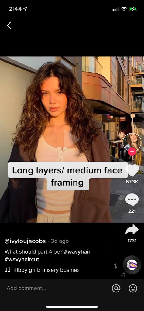 Framed Face Haircut, Naturally Wavy Hair Cuts, Layered Curly Haircuts, Long Layered Curly Hair, Wavy Layered Hair, Long Loose Curls, Long Curly Haircuts, Face Framing Hair, Loose Curly Hair