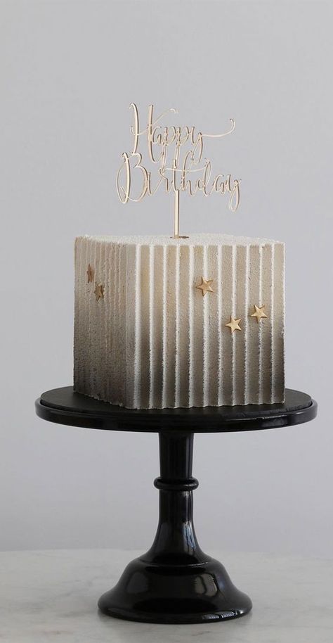 Birthday Cake Minimalist, Minimalist Cake Design, Wedding Cake Minimalist, Square Birthday Cake, Cake Minimalist, Square Cake Design, Cake Design For Men, Modern Birthday Cakes, Minimalist Cake