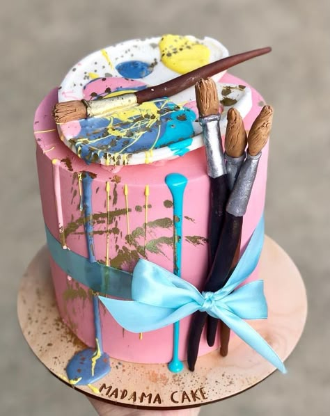 Artistic Birthday Cake, Birthday Cake For Artist, Artist Theme Cake, Artist Birthday Cake, Artist Cake Ideas, Painter Cake, Art Birthday Cake, Modern Birthday Cakes, Artist Cake