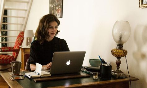 Writers At Work, Female Writer Aesthetic, Writers Aesthetic, Writer's Office, Writers Room, Writer Aesthetic, Writing Studio, Photography Office, Socialite Family