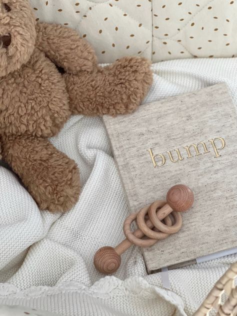 Beige Baby Aesthetic, Storing Baby Clothes, Baby Cartoon Drawing, Kids Inspo, Baby Dior, Baby Zimmer, Baby Bubble, Nursery Room Inspiration, Boho Baby Shower