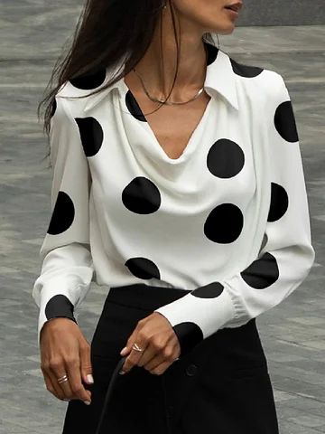 Fashion Trending Now-shirt Corporate Shirts, Kids Dress Wear, Corporate Wear, Fashion Tops Blouse, 60 Fashion, Stylish Work Outfits, Creation Couture, Dress Shirts For Women, Polka Dot Blouse