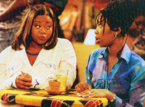 Moesha Stars Brandy Norwood and Countess Vaughn Just Squashed Their 18-Year-Long Feud Seventeen Magazine 90s, Countess Vaughn, Black Sitcoms, Black Tv Shows, Brandy Norwood, Glow In Dark Party, 90s Sitcoms, Black Tv, Intelligent Women