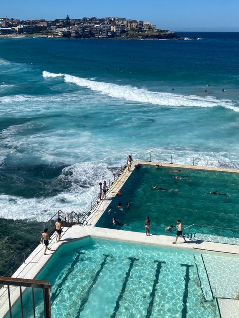 Pool Australia, Bondi Icebergs, Ocean Background, Ocean Pool, Ocean Backgrounds, Playlist Covers, Bondi Beach, Travel Diary, Beach Pool