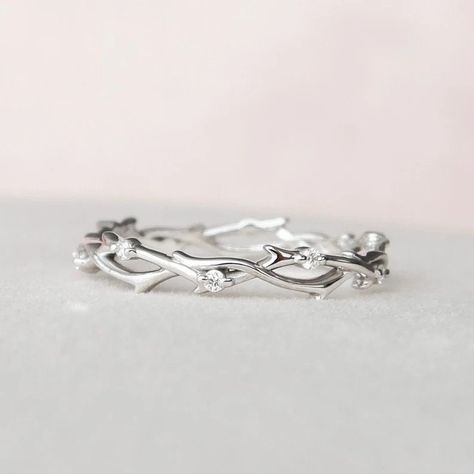 Floral Wedding Band, Dainty Diamond Band, Twig Wedding Band, Twist Wedding Band, Floral Wedding Bands, Wedding Band Vintage, Wedding Band Unique, Twig Engagement Ring, Vine Ring