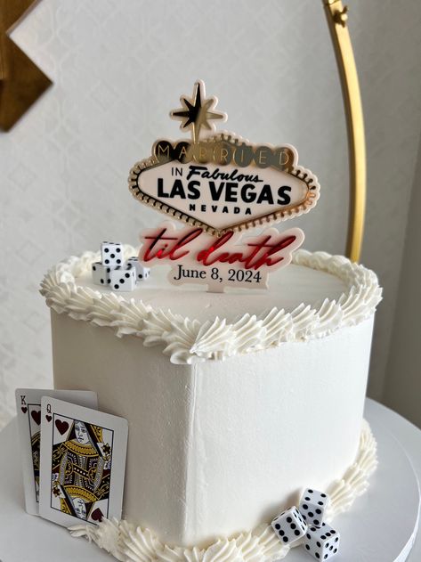 wedding cake topper  For any questions or additional information, feel free to email us at lambs.garage@gmail.com Vegas Themed Wedding Reception Ideas, Vegas Wedding Cake Ideas, Las Vegas 21st Birthday Ideas, Vegas Birthday Theme, Las Vegas Wedding Cake, Vegas Wedding Cake, Vegas Wedding Aesthetic, Las Vegas Wedding Reception, Vegas Wedding Reception