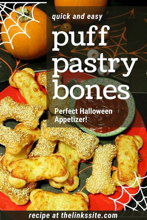 Looking for easy Halloween food ideas? Halloween guests will love these delicious puff pastry bones; they won’t be able to resist dipping them into some blood red tomato sauce! Plus they’re so easy to make! thelinkssite.com #Halloween #puffpastry #Halloweenfood #appetizerrecipe #Halloweenfoodideas Puff Pastry Halloween, Halloween Puff Pastry, Easy Halloween Snacks, Easy Puff, Healty Dinner, Cheese Puff Pastry, Easy Puff Pastry, Easy Halloween Food, Halloween Appetizers