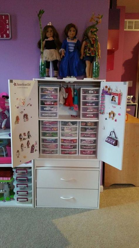 Doll Storage Ideas Organizing, Our Generation Doll Storage, Kids Wardrobe Storage, American Girl Storage, Barbie Storage, Barbie Organization, Doll Organization, American Girl Doll Room, American Girl Doll Shoes