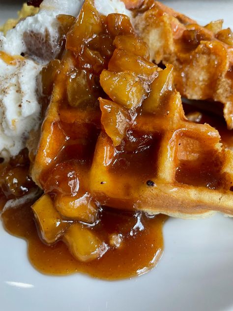 Sweet Caramel Apple Waffles Apple Waffles, Fodmap Friendly Recipes, Honey Crisp, Waffle Ingredients, Fodmap Friendly, Vanilla Paste, 3 Eggs, Waffle Maker, Caramel Apple