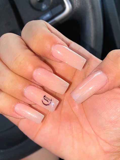 #acrylic #nudenails #letters #oldenglish #nailinspo #simple Acrylic Nails With The Letter A, Nude Nails With Initial, Nails Acrylic With Letter, Nails With A Letter On Them, Nail Designs With Initials Letters, Nails With Letters Initials, Nails With Letters, Rose Nail Art, Black Acrylic Nails