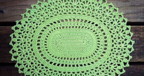 Hello Everyone! 😉 Today i'm here to share my Blooming Ivy   Oval Doily chrochet pattern. This would be an elegant centerpiece, a lo... Crochet Placemat Patterns, Runner Pattern, Free Crochet Doily Patterns, Crochet Placemats, Crochet Table Runner Pattern, Crochet Dollies, Crochet Table, Placemats Patterns, Crochet Table Runner