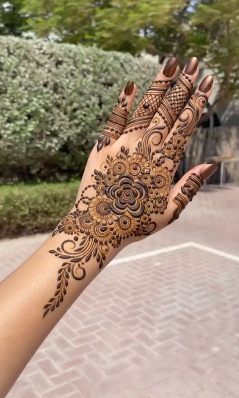 Mehdi Degine, Steady Hands, Short Mehndi Design, Front Mehndi Design, Khafif Mehndi Design, मेहंदी डिजाइन, Very Simple Mehndi Designs, Simple Mehndi Designs Fingers, Modern Mehndi Designs