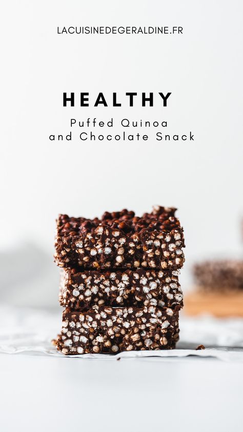 Three chocolate squares with quinoa on top of each other Quinoa Dessert, Quinoa Dessert Recipes, Quinoa Desserts, Quinoa Puffs, Quinoa Snacks, Quinoa Cereal, Gluten Free Wedding Cake, Healthy Chocolate Cookies, Quinoa Bars