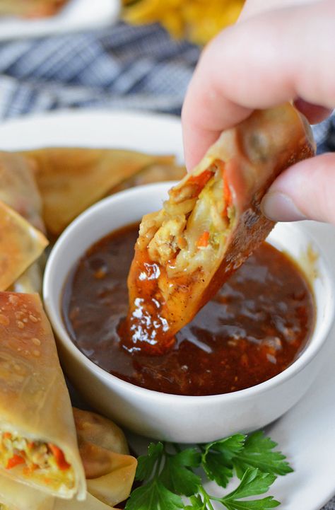 Homemade Duck Sauce Spring Roll Dipping Sauce, Summer Rolls Recipe, Spring Roll Sauce, Chinese Chicken Recipes, Chicken Spring Rolls, Mapo Tofu, Tandoori Masala, Homemade Condiments, Asian Sauce