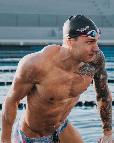 Caeleb Dressel on Instagram: “Setting new goals for this year on June 22nd. It’s never too late or early to be better. Don’t wait for January 1st friends!” Caleb Dressel, Men's Water Polo, Swimming Body, Caeleb Dressel, Swim Workouts, Swim Workout, Swimming Benefits, Swimmers Life, Competitive Swimming