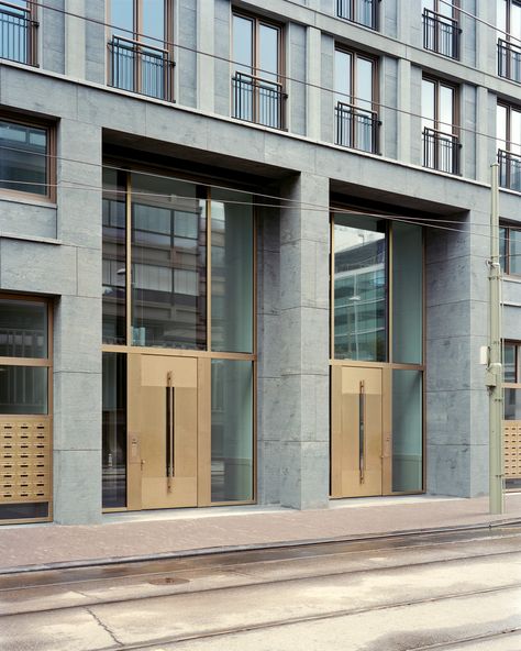 Gallery of De Kroon Office & Residential Buildings / Rapp+Rapp - 7 Building Entrance Design, Residential Building Entrance, Residential Architecture Facades, Residential Entrance, Amsterdam Apartment, French Balcony, Balcony Flooring, Building Entrance, Concrete Facade