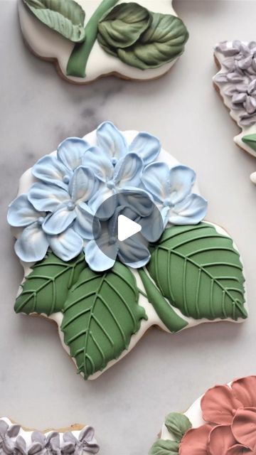 Hydrangea Cookies Decorated, Hydrangea Cookies, Buttercream Tips, Icing Roses, Specialty Cookies, Flower Shaped Cookies, Floral Cookies, Julie Thomas, Korean Buttercream