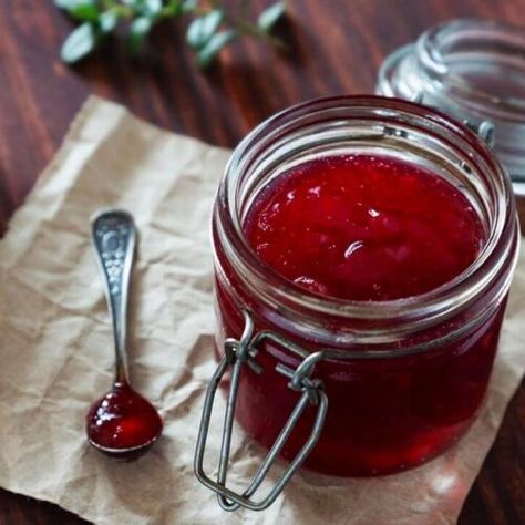 Mayhaw Jelly Recipe Mayhaw Jelly Recipe, Mayhaw Jelly, Pecan Candy, Swim Biscuits, Cucumber Gardening, Cranberry Jelly, Jellied Cranberry Sauce, Cranberry Scones, Honey Baked