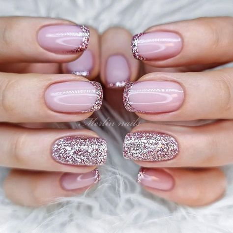 Rose Gold Nails Design, Elegant Touch Nails, Nautical Nails, Gold Acrylic Nails, Graduation Nails, Fancy Nails Designs, Pink Gel, Glitter Gel Nails, Rose Gold Nails