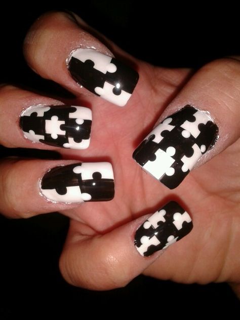 Puzzle Makeup, Puzzle Nail Art, Puzzle Piece Nails, Puzzle Nails, Puzzle Piece Nail Art, Puzzle Piece School Theme, Puzzle Piece Classroom Activity, Puzzle Peice, Fingernail Designs