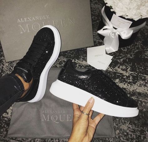 #sneaker #alexandermcqueen #black #glitter #shoesaddict Alexander Mcqueen Sneakers Black, Trendy Heels, Alexander Mcqueen Sneakers, Mcqueen Sneakers, Alexander Mcqueen Shoes, Cute Sneakers, Dream Shoes, Black Glitter, Sneaker Heels