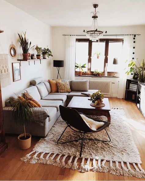 You won't be able to leave this living room. #livingroomgoals #livingroomideas #livingroomdesign Small Scandinavian Living Room, Modern Chic Living Room, Small Studio Apartment Design, Perfect Apartment, Tv Fal, Scandinavian Design Living Room, Scandinavian Living Room, Studio Apartment Design, White Apartment