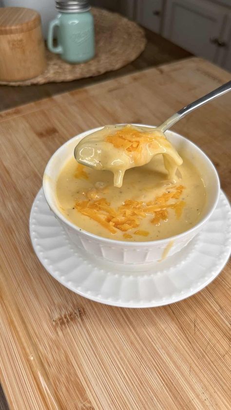 Outback Steakhouse Walkabout Soup 🧅 Walkabout Soup Outback, Walkabout Soup, Best Potato Soup, Outback Steakhouse, Homemade Soup Recipe, Cheese Cubes, Creole Seasoning, Bouillon Cube, Chowder Recipes