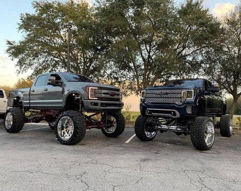 Blacked Out Cars, Diesel Pickup Trucks, Classic Cars Trucks Chevy, Big Ford Trucks, Car Builds, Country Trucks, Gmc Denali, Ford Trucks F150, Trucks Lifted Diesel