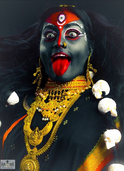 Kali Mata Hd Images Wallpaper, Kali Photo, Mahakali Maa, Queen Wallpaper Crown, Maa Kali Photo, Maha Kali, Animal Tattoos For Men, Flowers Photography Beautiful, Maa Kali Images