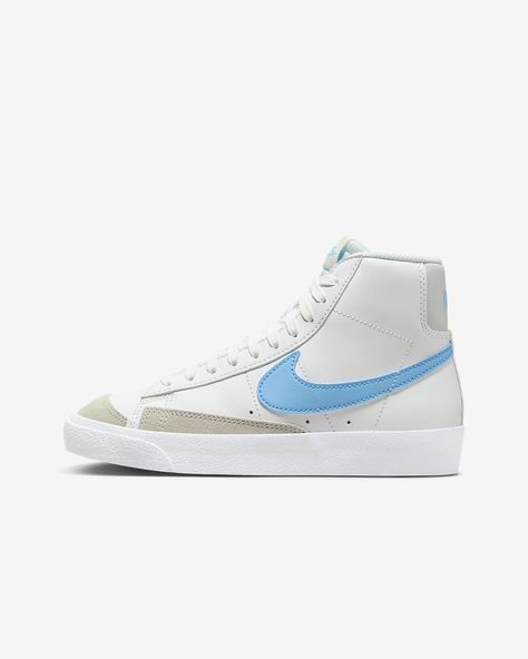 Nike Blazer Blue, Blazer Shoes, Nike Blazers, Nike Blazer Mid 77, Nike Blazer Mid, Nike Blazers Mid, Sophomore Year, Blazer Mid, Clothing Inspiration