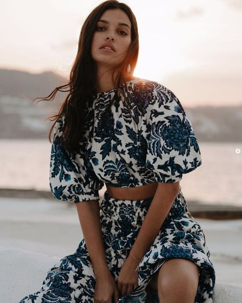 BEST RESORT WEAR BRANDS 2022 - HOT LIST by The Asia Collective Tiered Midi Skirt, Shona Joy, Activewear Brands, Modern Dress, Online Tops, Resort Wear, Open Back, Midi Skirt, Tops Designs