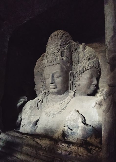 Elephanta Caves, Valley Aesthetic, Ajanta Ellora, Rock Temple, Door Carving, Historical India, Ancient Indian Architecture, Indian History Facts, Indus Valley