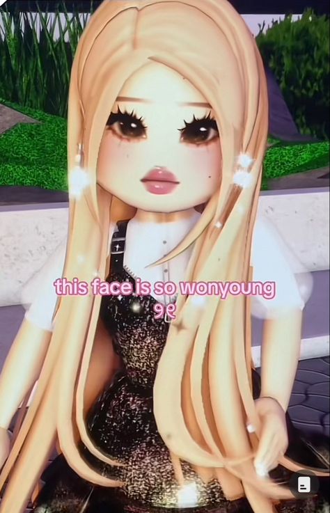 Royale High Outfits With Ugc, Royale High Icons Id, Royal High Face Combos, Rh Face Combos, Royale High Faces Ideas, Royals High, Royal High Outfits Ideas Cheap, Straight Brows, Pink Academia