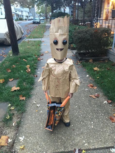 Groot Family Costume, Groot Costume Women, Groot Costume Diy, Diy Groot Costume For Kids, Groot Halloween Costume, Groot Costume, Diy Monsters, Diy Costumes Kids, Baby Groot