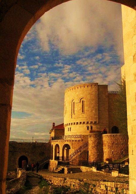 Kruja's Castle, Albania. Kruje Albania, Albania Tirana, Balkan Countries, Visit Albania, Summer Abroad, Ottoman Turks, Republic Of Macedonia, Albania Travel, Albanian Culture