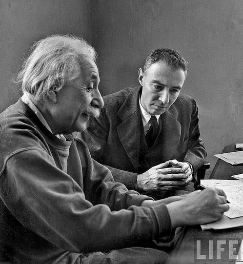 Albert Einstein and J. Robert Oppenheimer in 1947. Photograph by Alfred Eisenstaedt. J. Robert Oppenheimer, Albert Einstein Photo, J Robert Oppenheimer, Robert Oppenheimer, Alfred Eisenstaedt, Manhattan Project, Theory Of Relativity, Physicists, Lewis Carroll