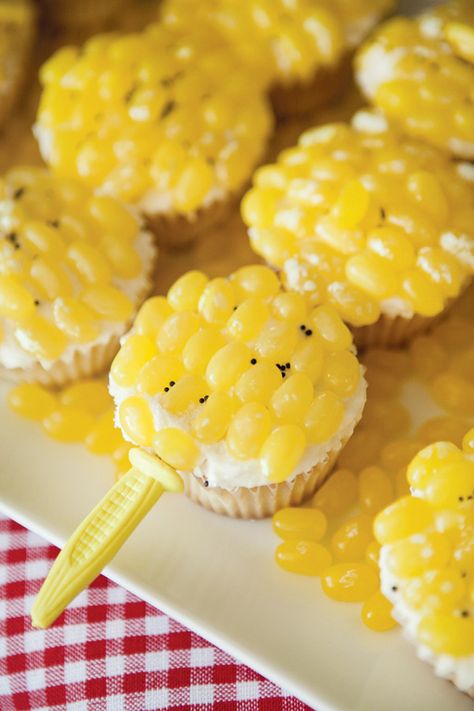 Indoor Picnic Party, Picnic 1st Birthday Party, Corn Cup, Corn Cupcakes, Simple Sunflower, Watermelon Flower, Sunflower Cake, Indoor Picnic, Picnic Birthday Party