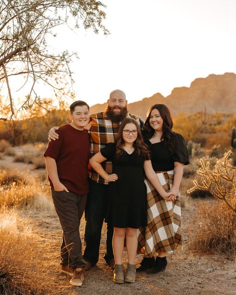 Could not love this family more! Family photos should be fun and relaxed and an experience you love doing not dreading. Bring your fun energy and just love on one another. What’s better than hanging out in the beauty that is the Arizona landscape and creating memories together? . . . Arizona Family Photographer, Arizona Photographer, Family Photographer, Family Photos, Mesa Arizona Photographer, Queen Creek Photographer, Gilbert Photographer, Phoenix Photographer #arizona #arizonaphotograp... Family Pictures Desert, Arizona Landscape, Mesa Arizona, Arizona Photographer, Creating Memories, Not Love, Family Photographer, Hanging Out, Just Love