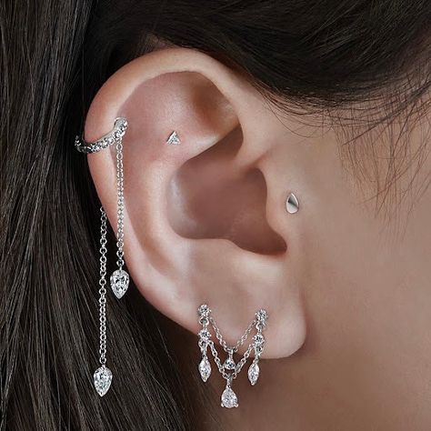 Maria Tash on Instagram: “A dazzling web of chains and diamonds.” Ear Piercings Chart, Piercing Chart, Types Of Ear Piercings, Ear Piercings Helix, Maria Tash, Lobe Piercing, Ear Jewelry, Helix, Piercing Jewelry