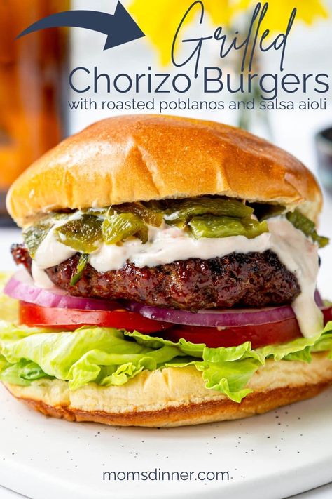 Southwest Chorizo Burgers Chorizo Burger Recipe, Perfect Grilled Burgers, Ground Beef Grill, Chorizo Burgers, How To Make Chorizo, Summer Burger, Chorizo Burger, Grilled Burger Recipes, Cilantro Lime Slaw