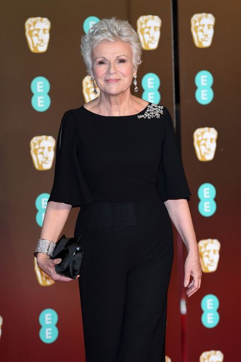 Julie Walters Hair, Julie Walters, Chemo Hair, Ct Scan, Dramatic Style, British Actresses, Aging Gracefully, Short Hairstyles For Women, Role Models