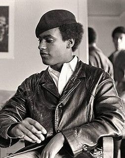 Huey Newton, Huey P Newton, Black Panthers Movement, The Black Panther, Costume Noir, Civil Rights Leaders, Black Panther Party, Black Knowledge, Black Men Hairstyles