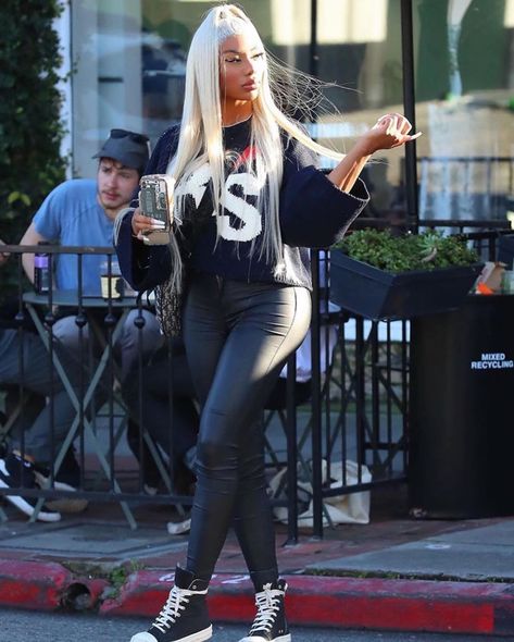 Clermont Twins Videos, Shannon Clermont, Outfits Jogger, Shannade Clermont, Clermont Twins, Pretty L, Sick Clothes, Baddie Fits