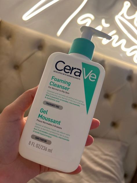 Cerave Skin Care, Cerave Foaming Cleanser, Face Wash For Oily Skin, Cerave Cleanser, Cerave Skincare, Account Ideas, Men Skin Care Routine, Dermatologist Recommended Skincare, Daily Face Wash