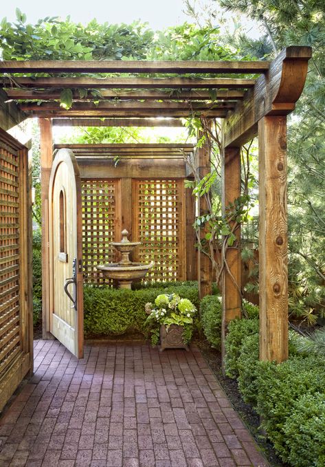 8 Lessons on Stretching a Small Yard - This Old House Backyard Ideas For Small Yards, Garden Design Layout, This Old House, Small Yard, Pergola Patio, Backyard Garden Design, Garden Structures, Small Backyard Patio, Decor Minimalist