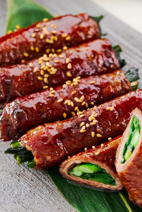 Authentic Beef Negimaki Recipe - Japanese Beef Roll Ups Beef Negimaki, Beef Roll Ups, Recipe Japanese, Japanese Beef, Meat Rolls, Beef Roll, Asian Beef, Beef Sirloin, Sliced Meat