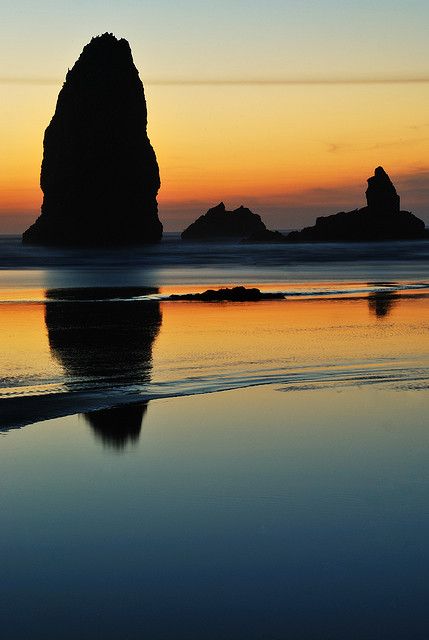 Needle Silhouette, Cannon Beach, Oregon Cannon Beach Oregon, Oregon Travel, Cannon Beach, Most Beautiful Beaches, Oregon Coast, Beautiful Sunset, Beautiful World, Beautiful Beaches, Travel Dreams