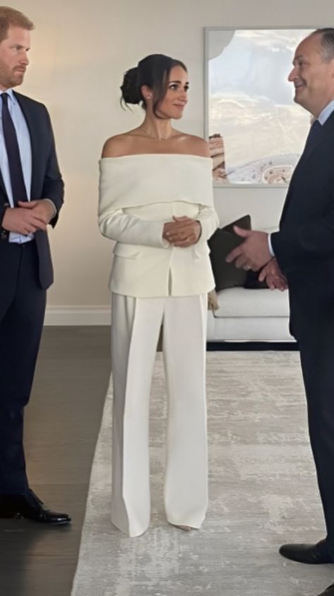 White Pantsuit Aesthetic, Business Formal Aesthetic, Wedding Guest Outfit Old Money, Tweed Office Outfit, Winter Wedding Outfit Bride, Neutral Formal Outfit, Courthouse Wedding Outfit Winter, Confirmation Sponsor Outfit, Elegant Graduation Outfit