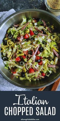 Italian Vinaigrette, Italian Salad Recipes, Orzo Salad Recipes, Chopped Salad Recipes, Italian Chopped Salad, Vinaigrette Salad, Vinaigrette Recipes, Salad Recipes For Dinner, Italian Salad